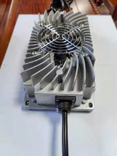 Ladegerät LiFePO4 Akku 12V 15A wassdicht und sehr leise (Sonderverkauf)
